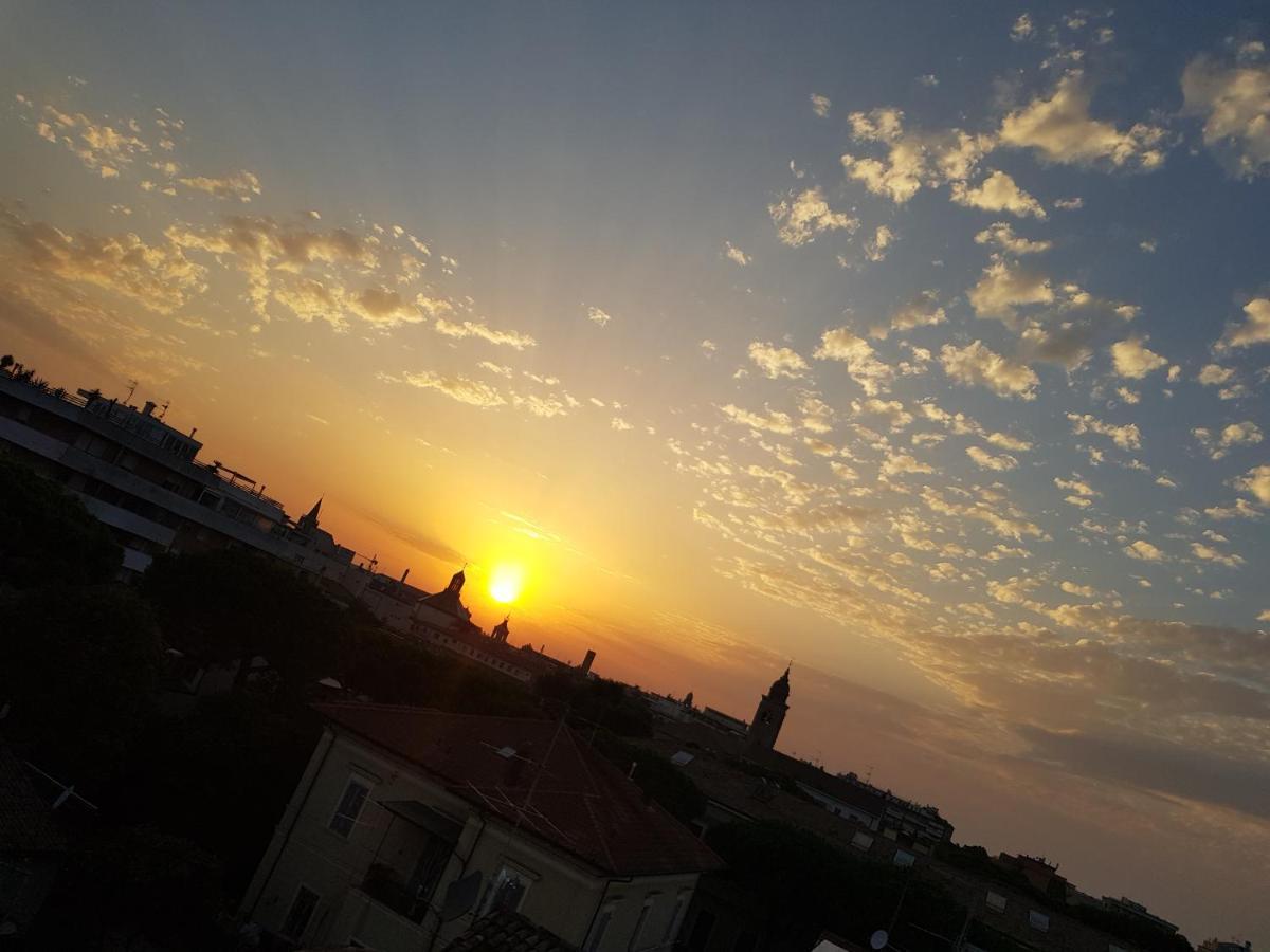 B&B Rooftop51 Rimini Esterno foto